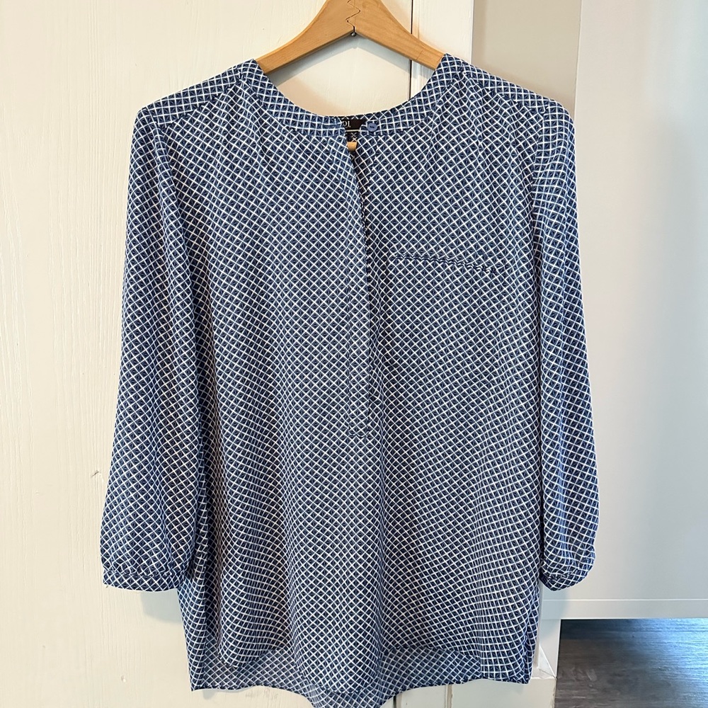 NYDJ Blue & White Professional Shirt Blouse